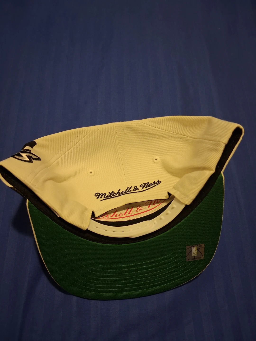 Mitchell & Ness Toronto Raptors Snapback Cap - photo 2