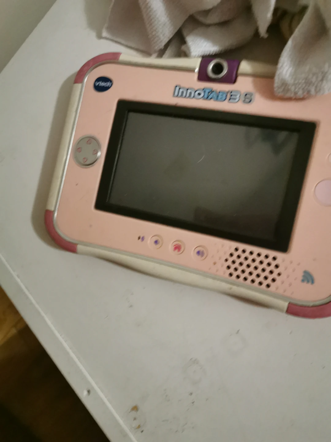 Fitbit fitness tracker and VTech InnoTab 3S - photo 2