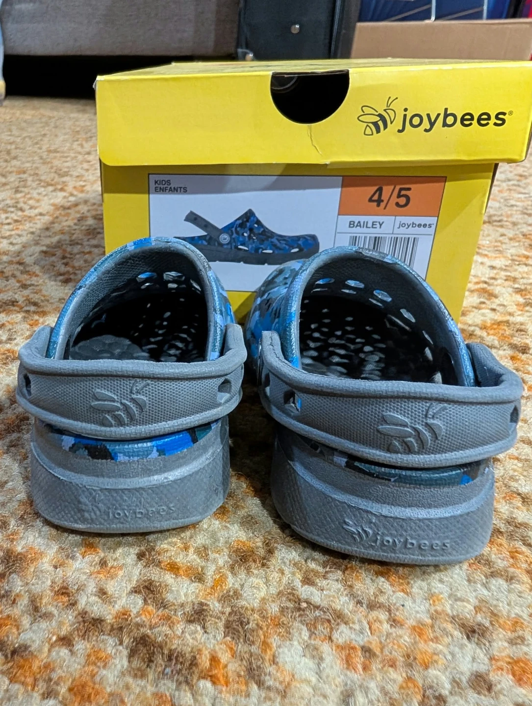 Joybees Bailey Kids Clogs Blue Camo Size 4/5 - photo 3
