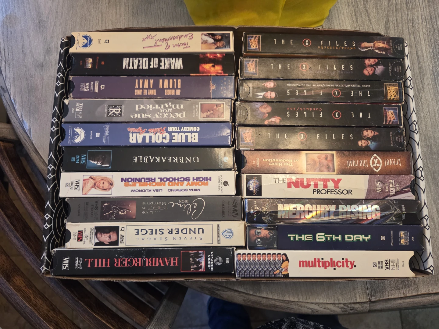 Large Collection of Assorted VHS Tapes - photo 5