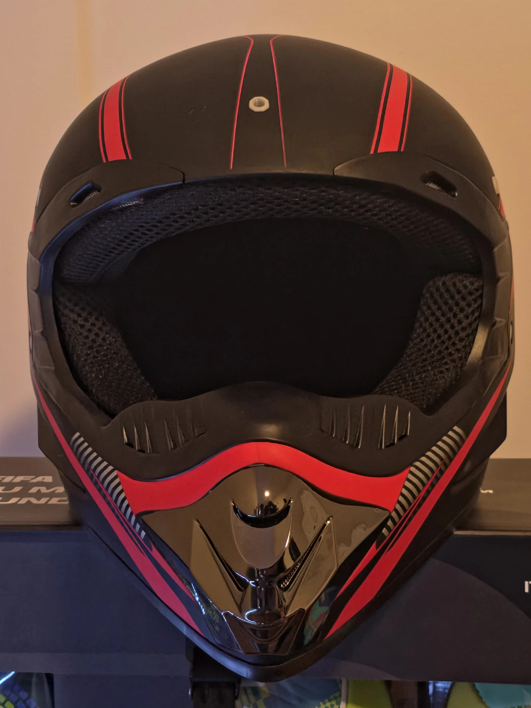 Sanding CH-202 Black and Red Helmet - photo 2