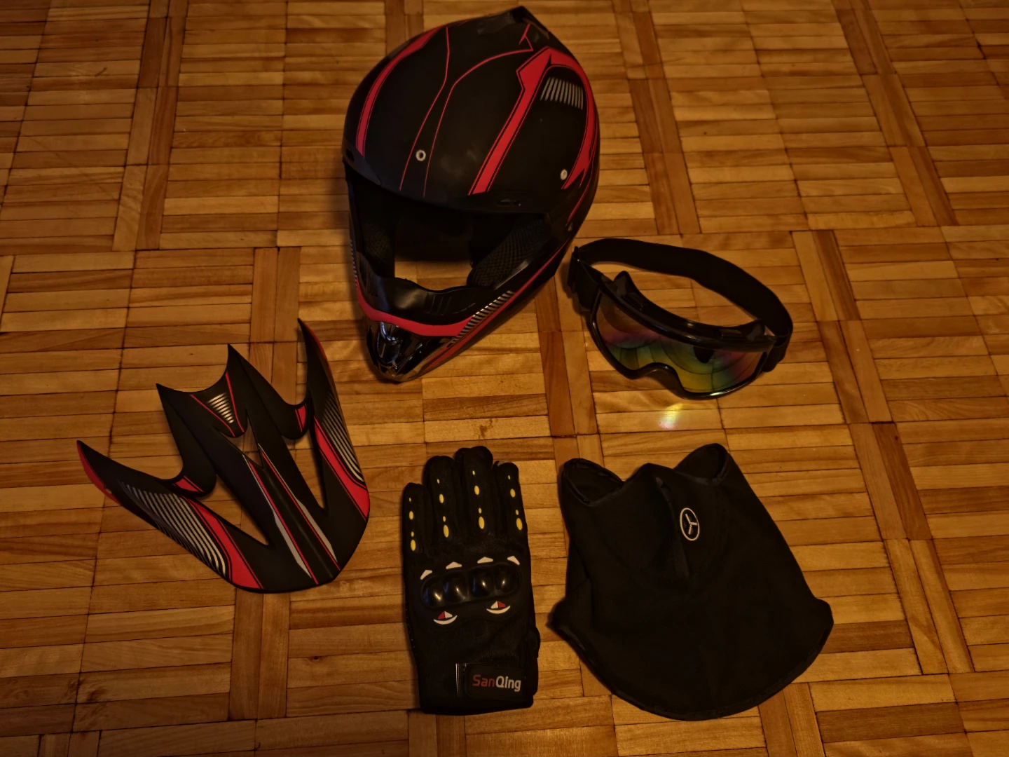 Sanding CH-202 Black and Red Helmet