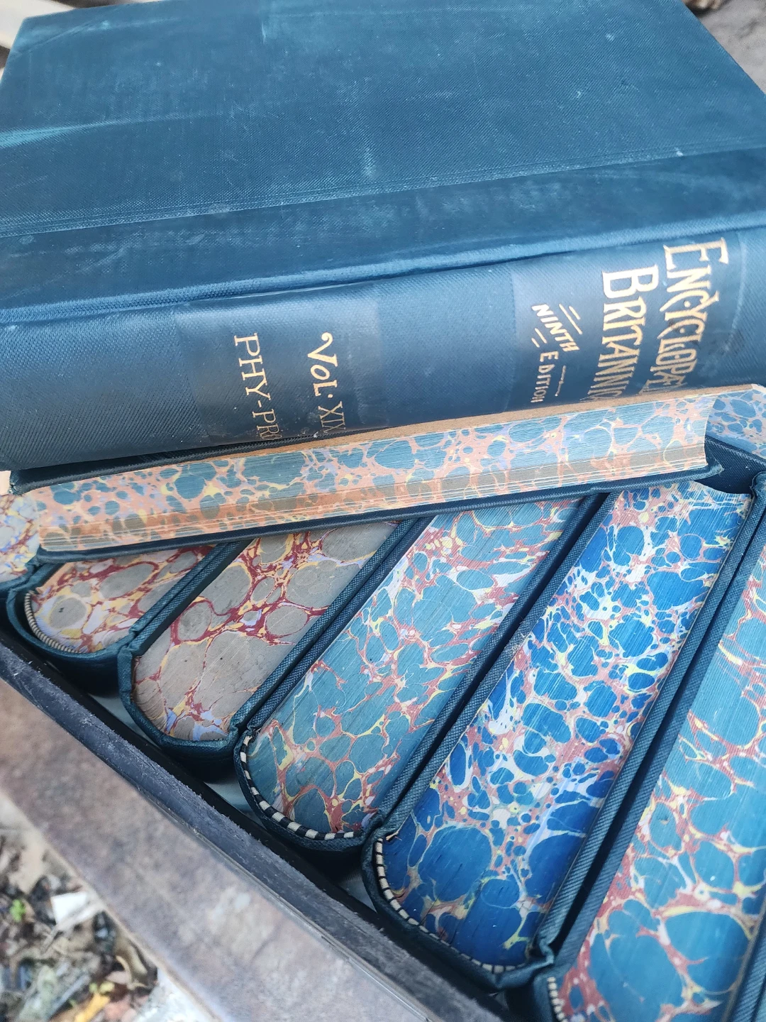 Encyclopedia Britannica Ninth Edition Books - photo 3