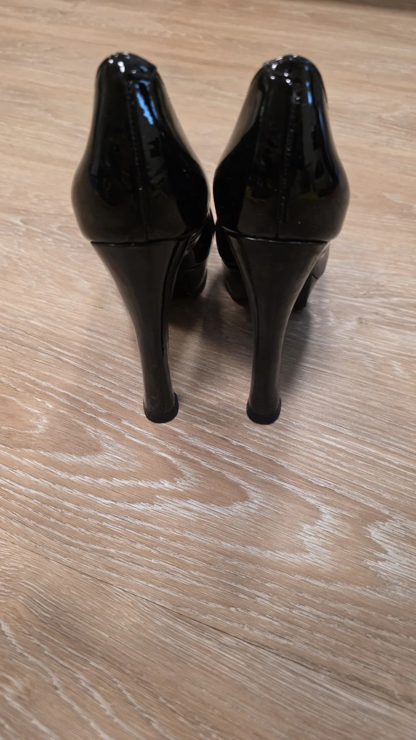 Kelsi Dagger Black Patent Platform Heels - photo 3