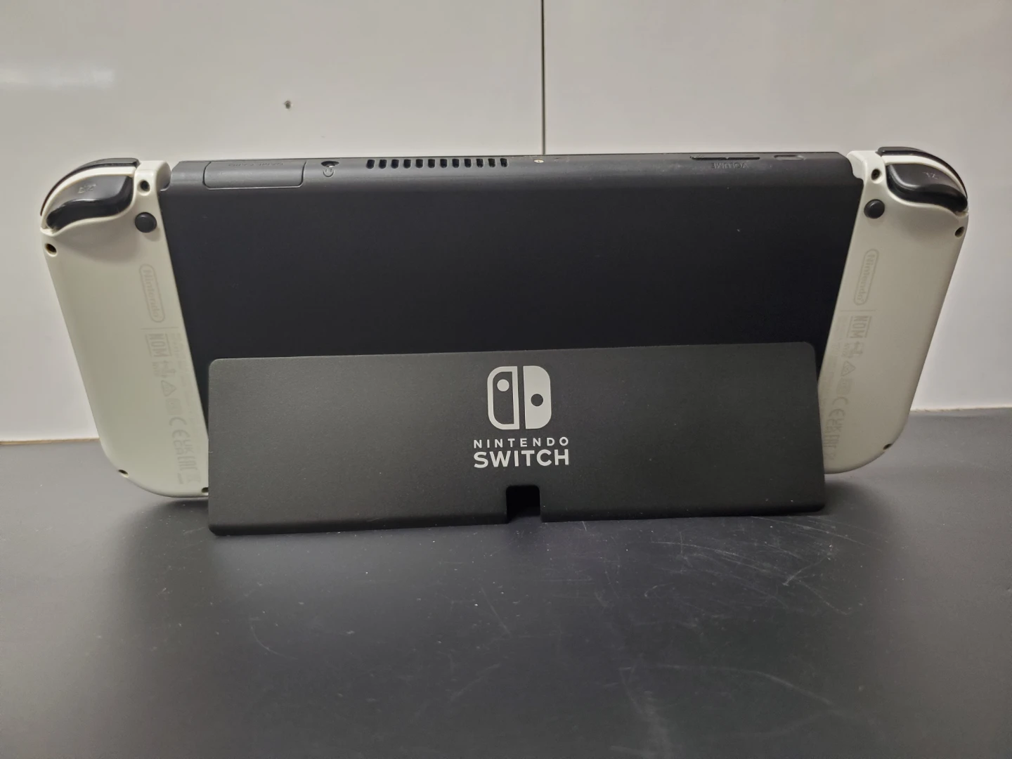 Nintendo Switch OLED Model White With Joy-cons & Dock - photo 3