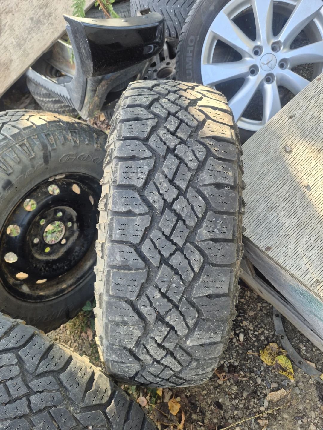 265/70/17 winter tires for sale - photo 2