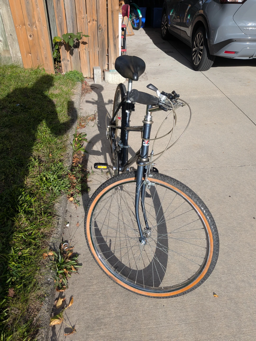 Venture Mountain Tour Bike - photo 3