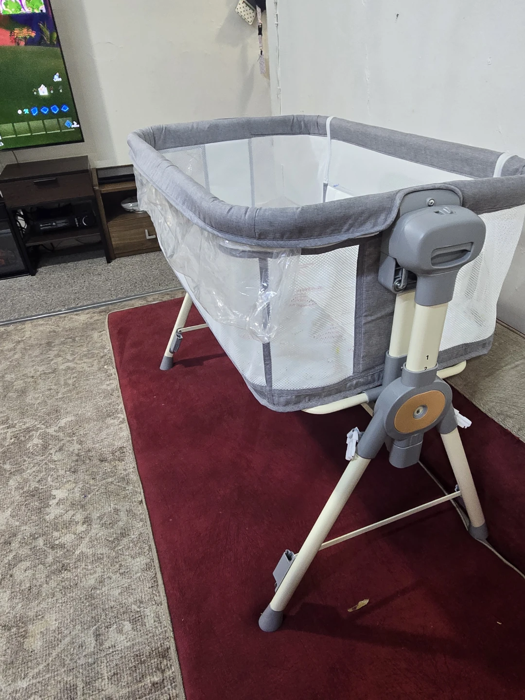 Baby Bassinet with Changing Table - photo 3