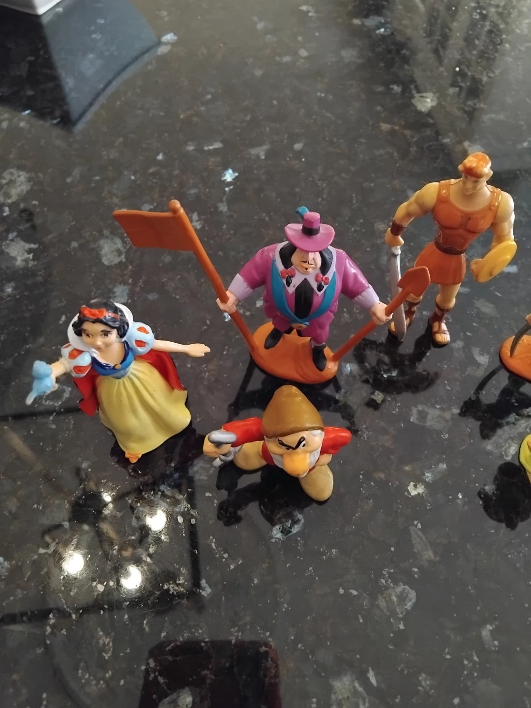 Disney Character Figurines Collection - photo 2