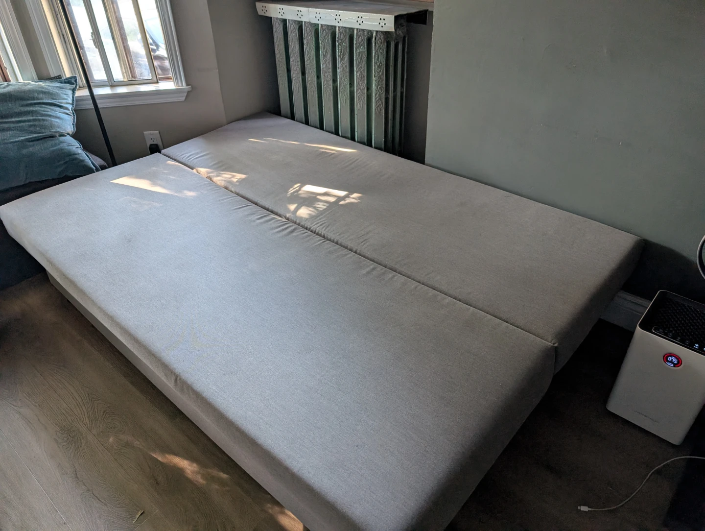 IKEA Sofa Bed with Storage - photo 3
