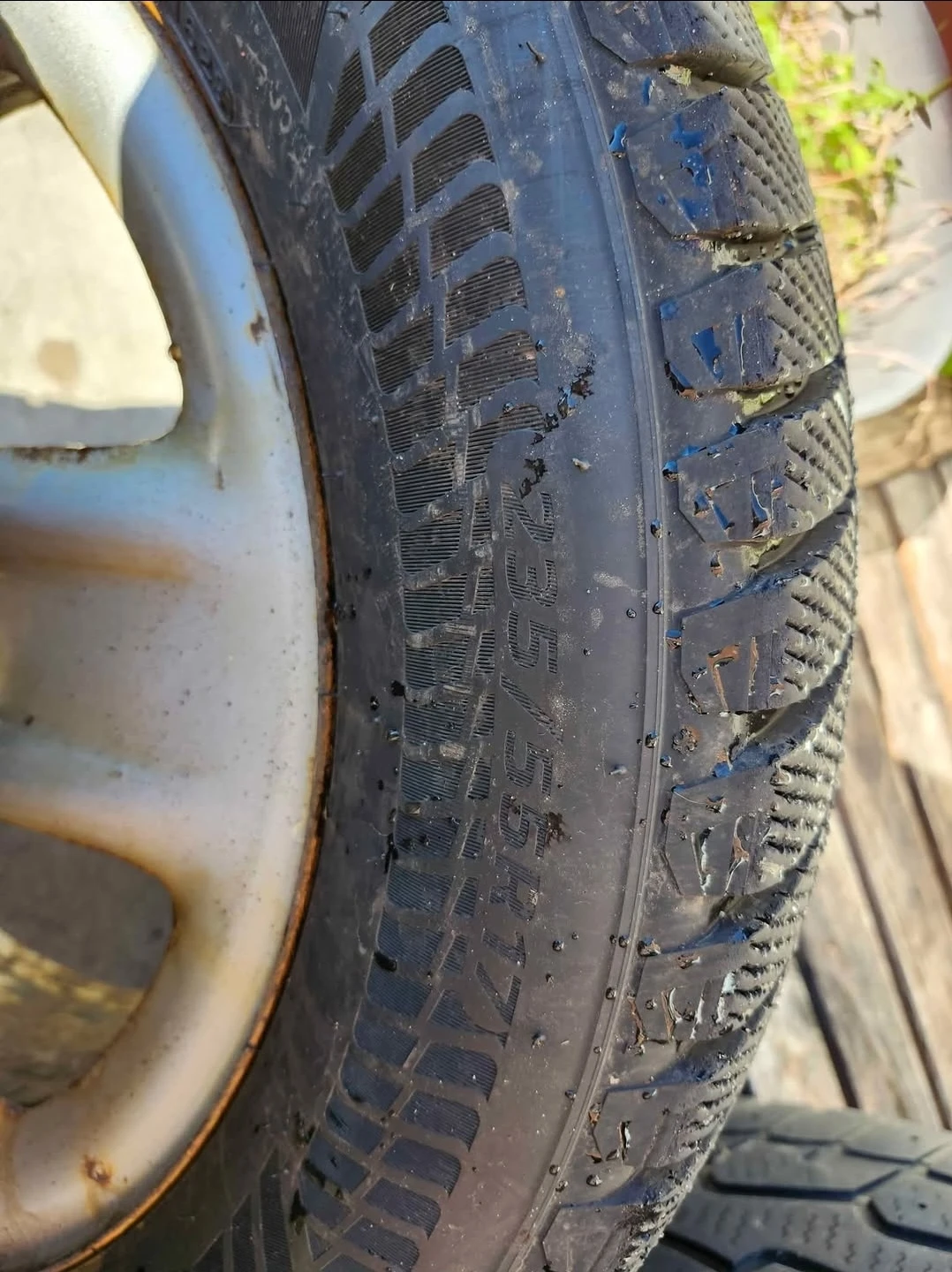 Set of 4 winter tires with rims - photo 5
