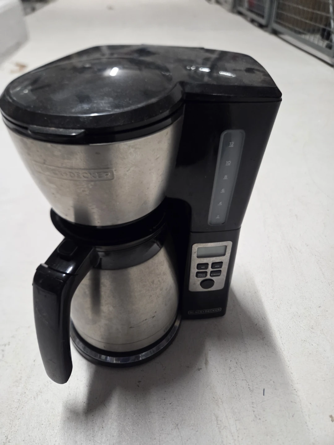 Black+Decker 12-Cup Programmable Coffee Maker - photo 5