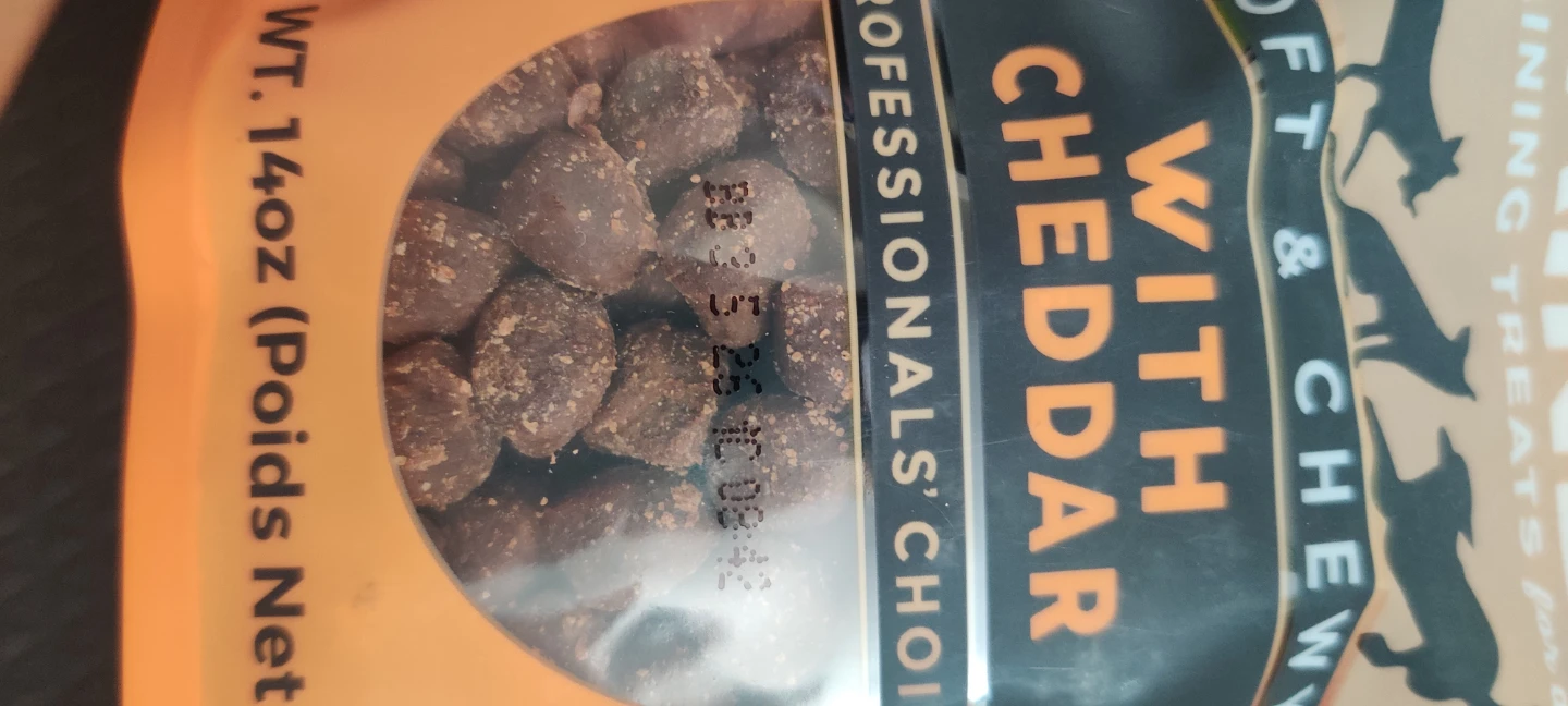 Free 17 bags Assorted Dog Treats, expired few months ago - photo 4