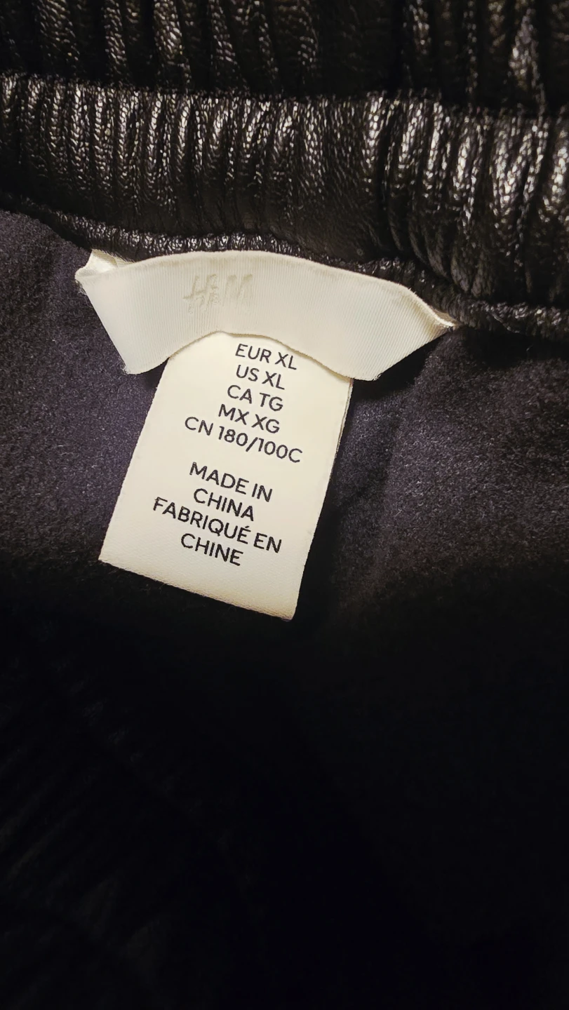 H&M Black Faux Leather Skirt - XL - photo 4
