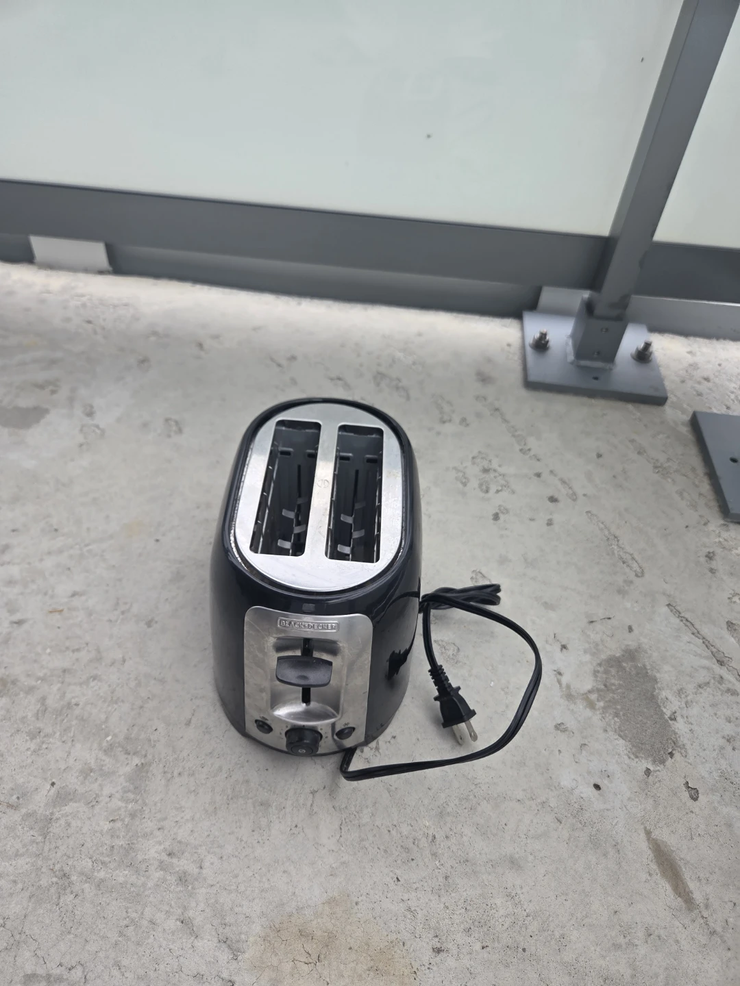 Black & Decker 2-Slice Toaster - photo 2