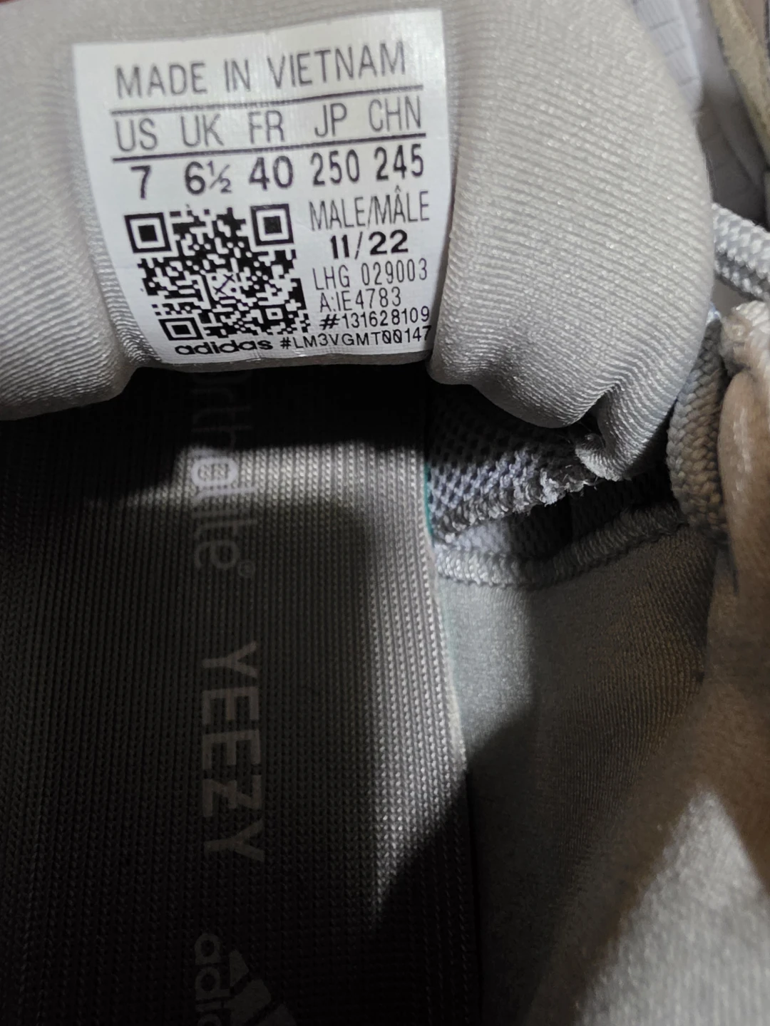 Adidas Yeezy 500 Sneakers, Size 7 - photo 3