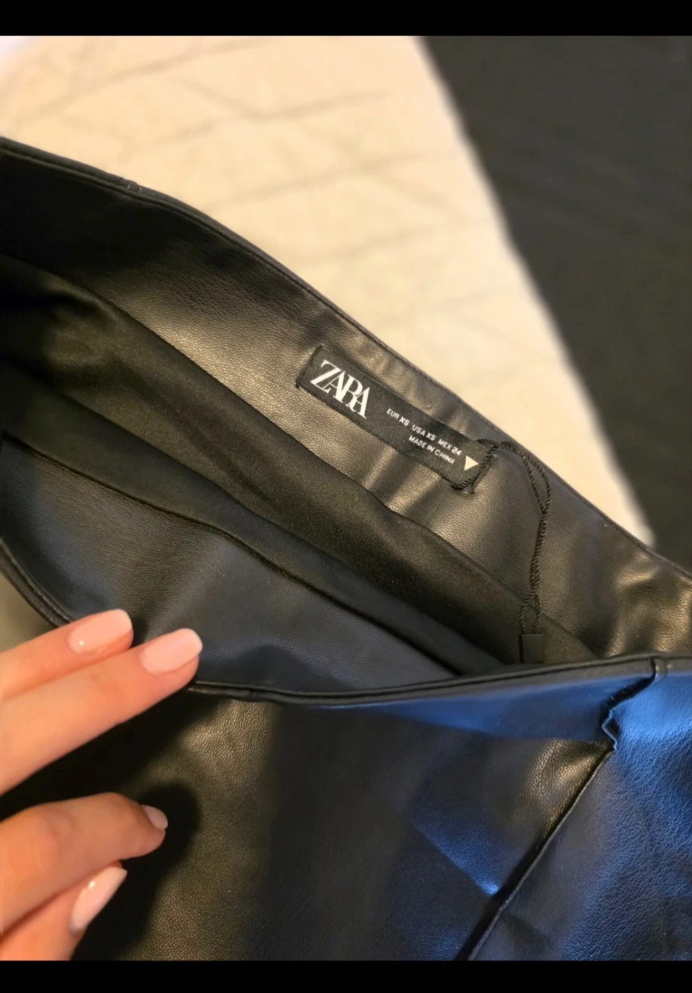 Zara Black Faux Leather Mini Skirt - photo 2
