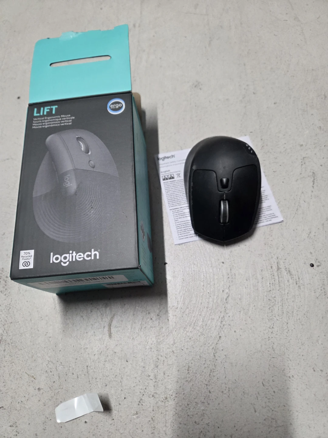 Logitech Lift Vertical Ergonomic Mouse - photo 3