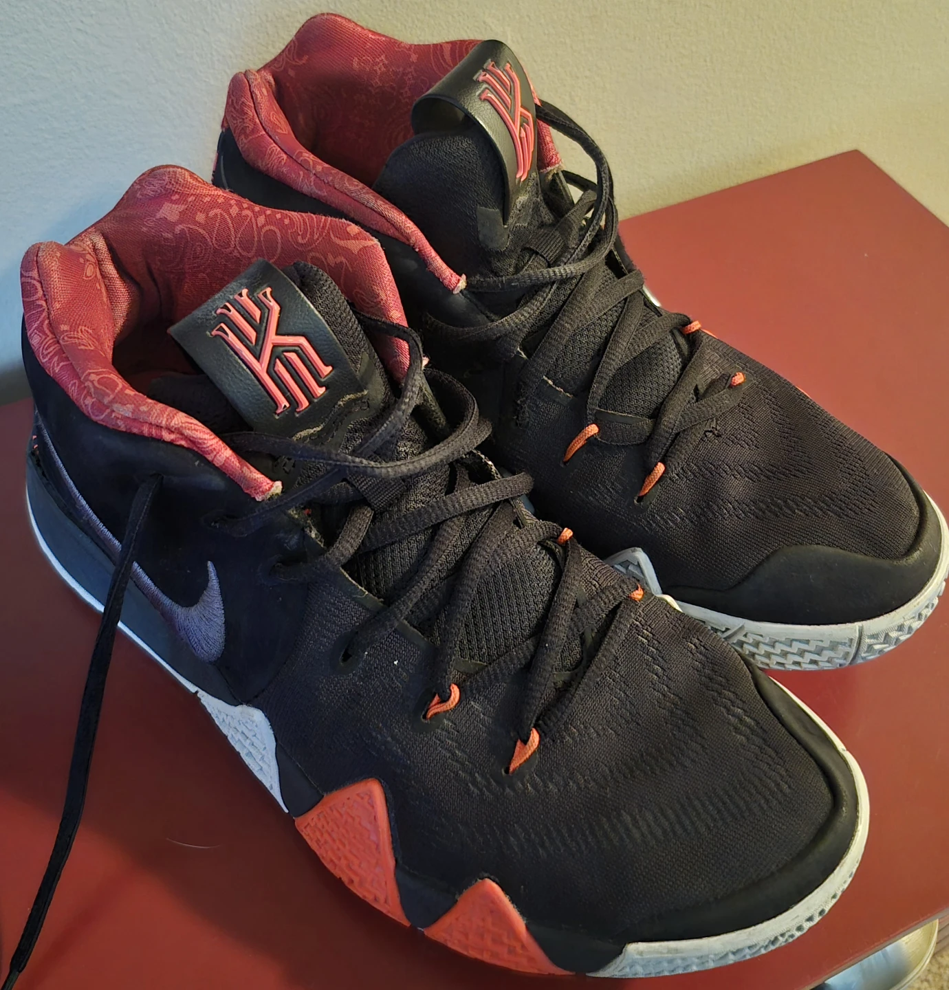 Nike Kyrie 4 Basketball Shoes Black and Red - photo 3
