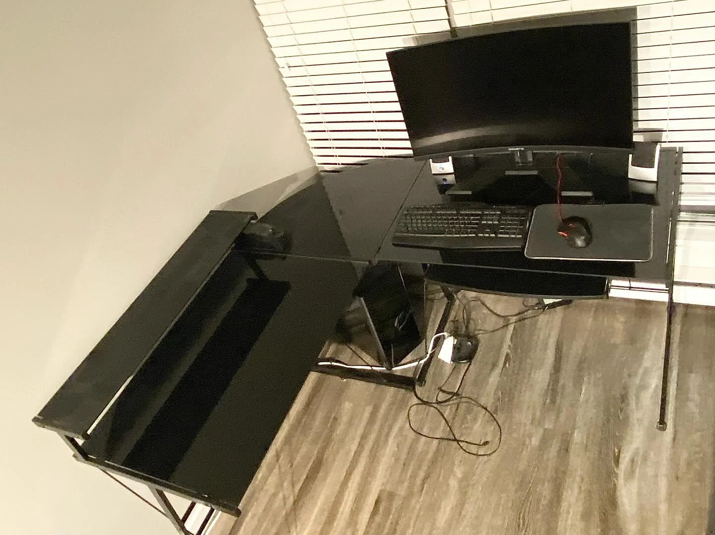 Black L-Shaped Tempered Glass Computer Desk - photo 3