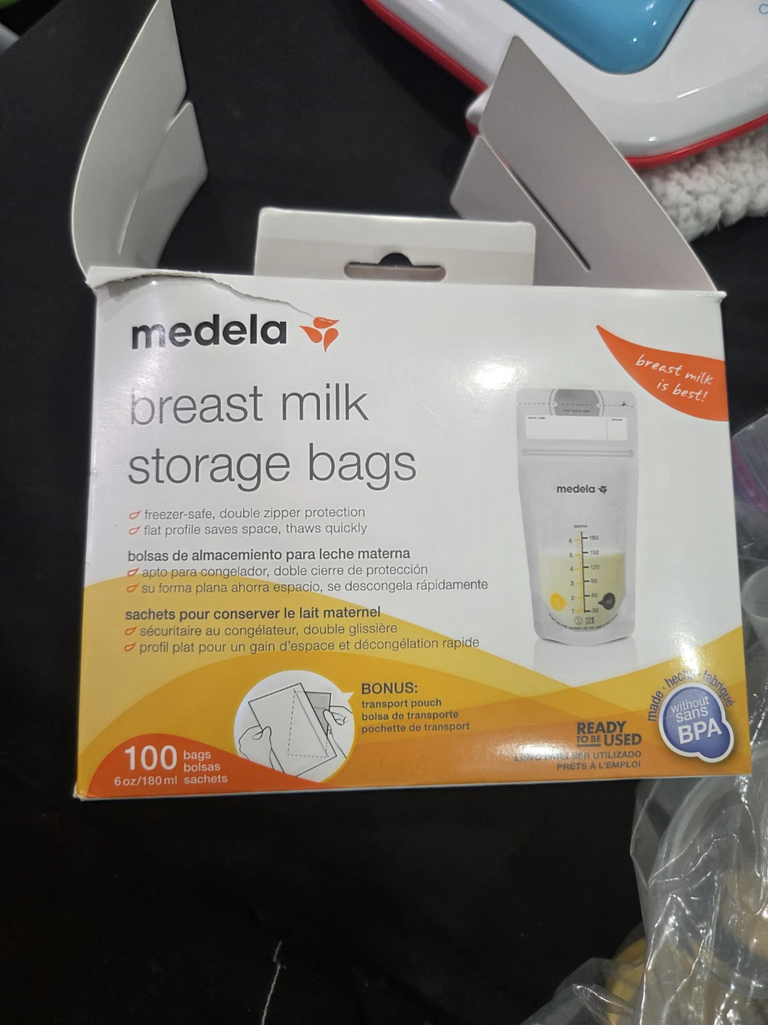 Medela Breast Pump and Storage Bags