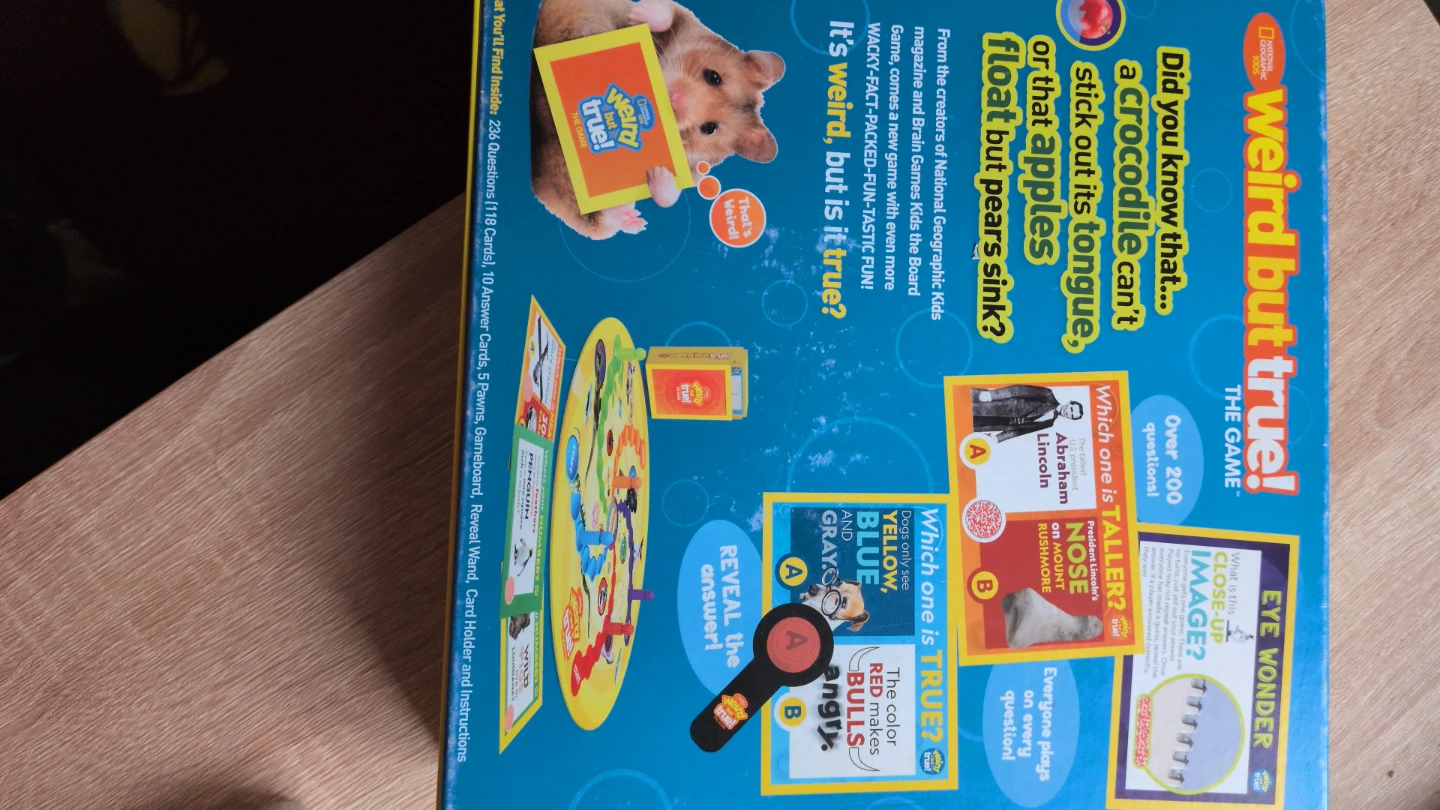 National Geographic Kids Weird But True! The Game - photo 2