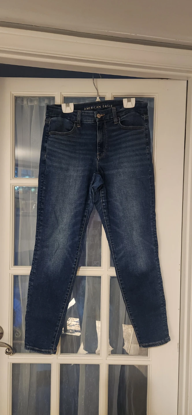 American Eagle Dark Wash Jeans