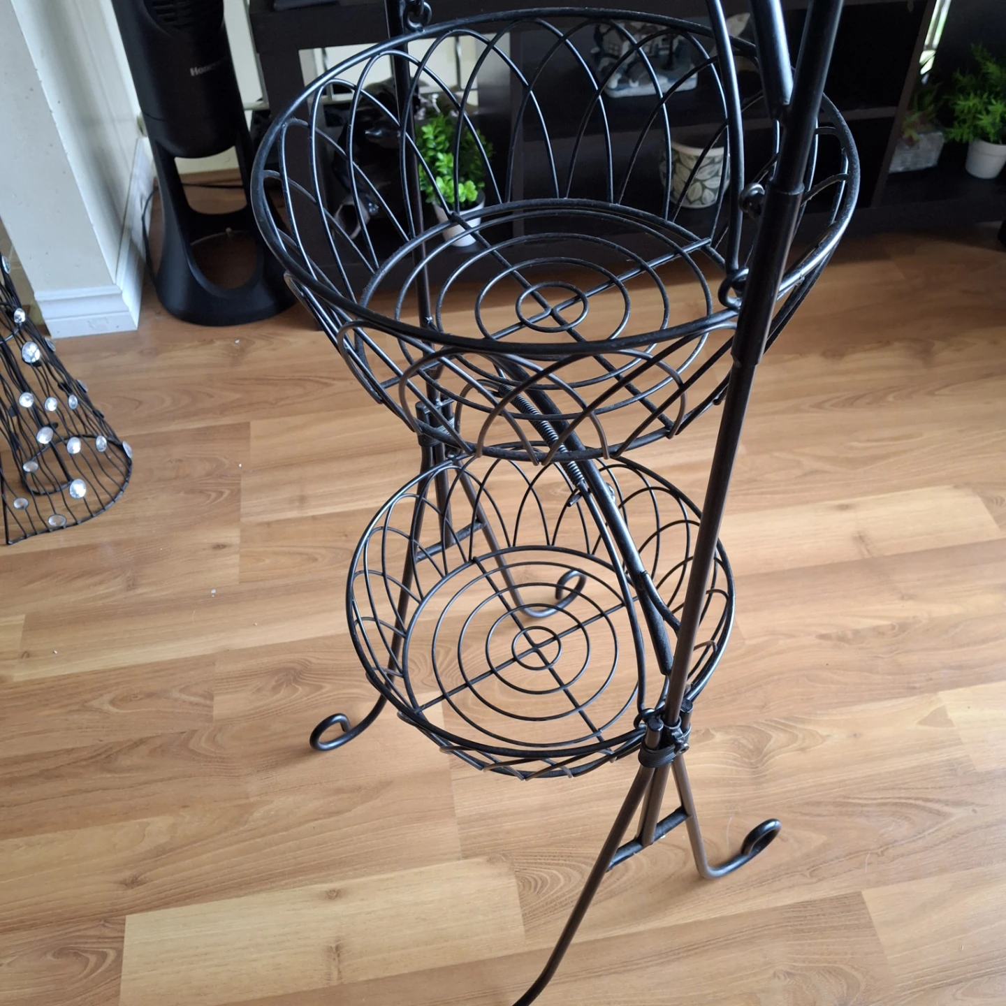 3-Tier Metal Wire Basket Stand - photo 2