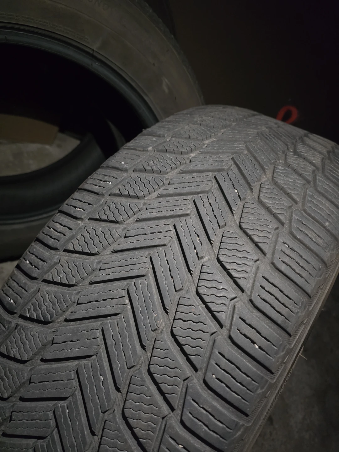 Michelin X-Ice Snow SUV Tires 275/50R22 - photo 2