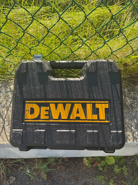 DeWalt DW660 Heavy-Duty Cut-Out Tool - photo 2