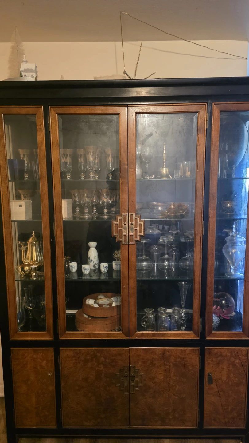Large Wooden Display Cabinet - photo 2