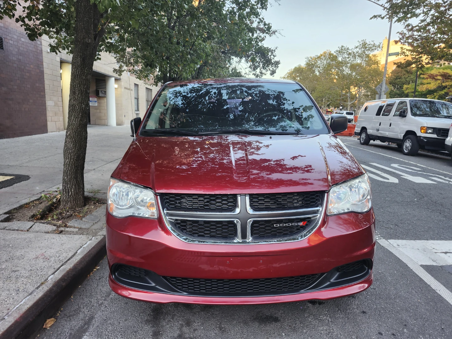 2016 Dodge Grand Caravan Minivan - photo 2