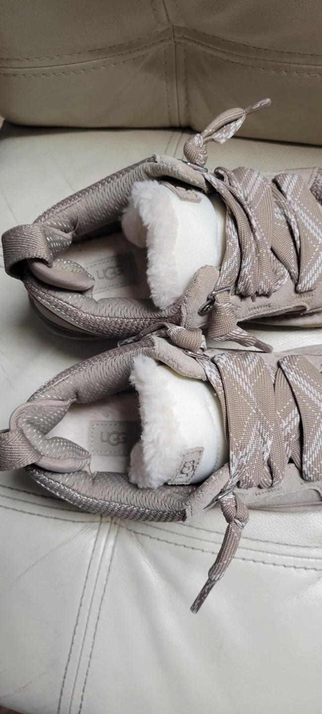 UGG lowmel Sneakers sz 6 - photo 5