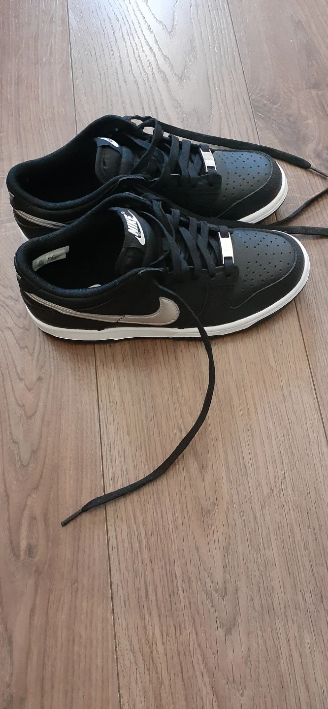 Nike Sneakers - photo 2