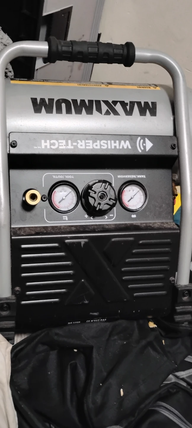 Maximum Whisper-Tech Air Compressor