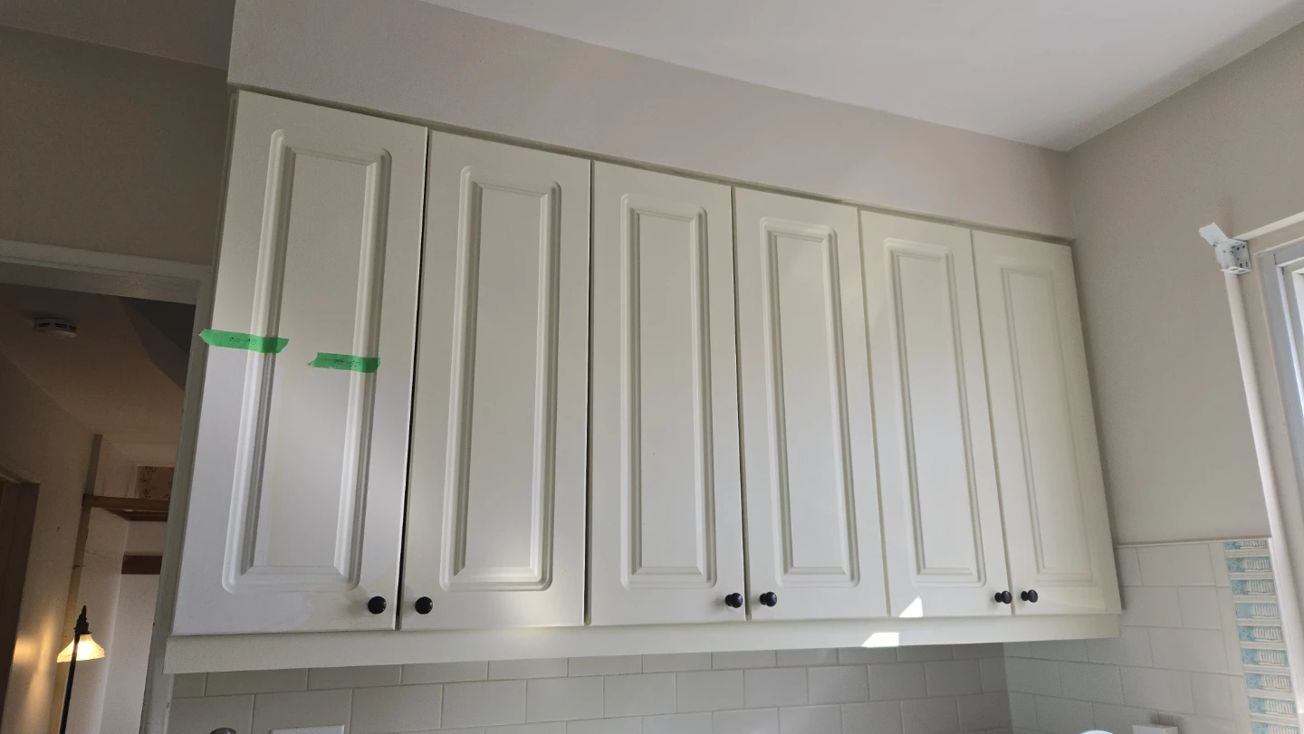 Set of White Kitchen Cabinet Doors - photo 2