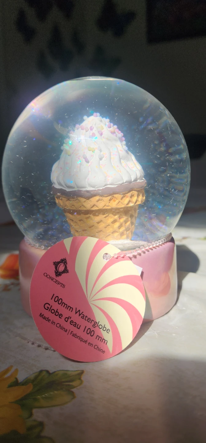 Concepts Ice Cream Cone Waterglobe - photo 4