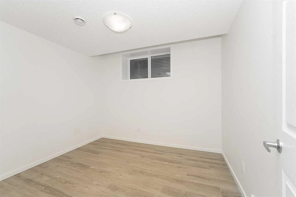 2 bedroom basement - photo 5
