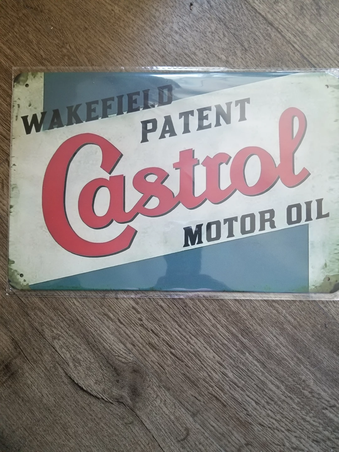 Vintage Style Castrol Metal Sign Brand New