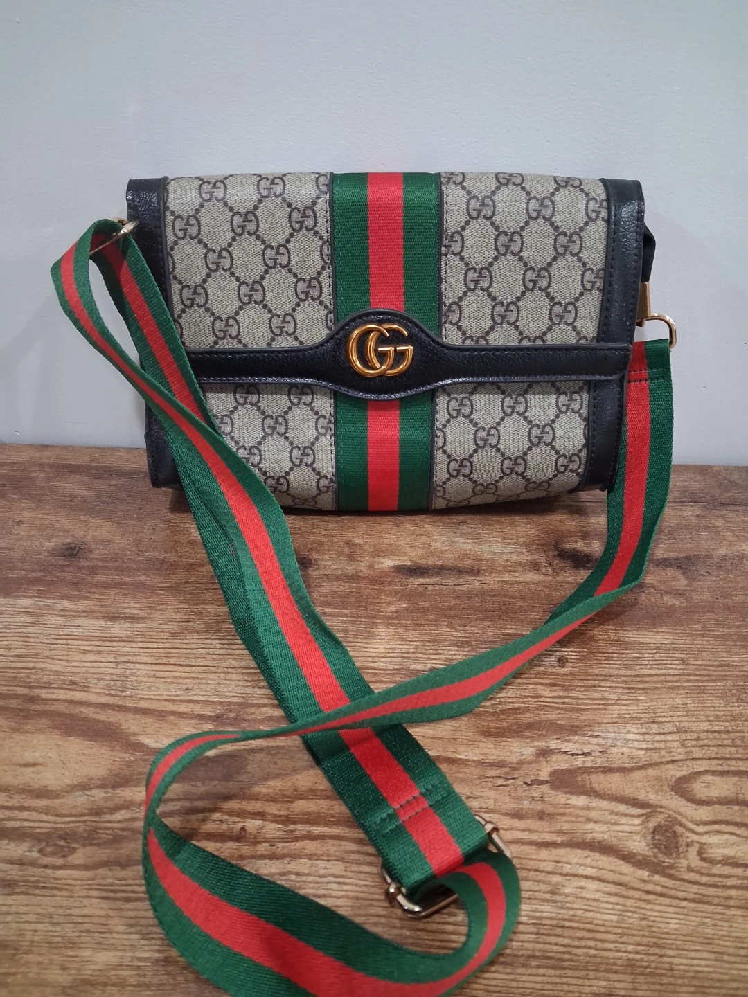 GG Shoulder Bag