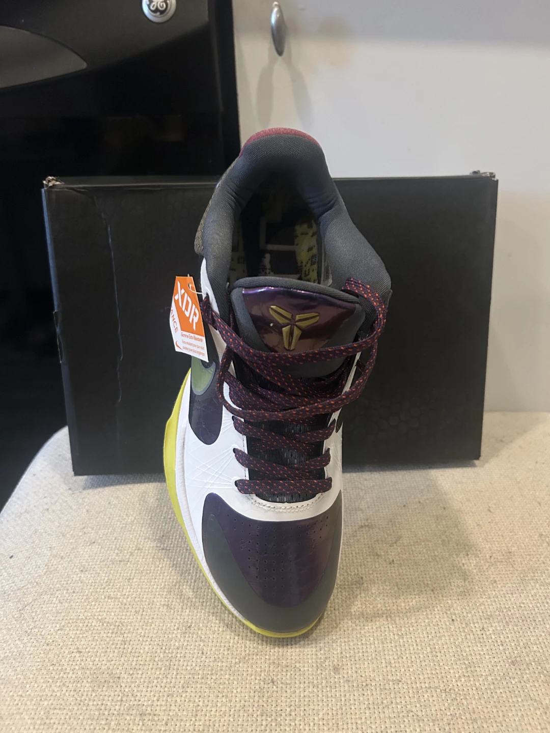 Nike Kobe 5 Protro Chaos - photo 3