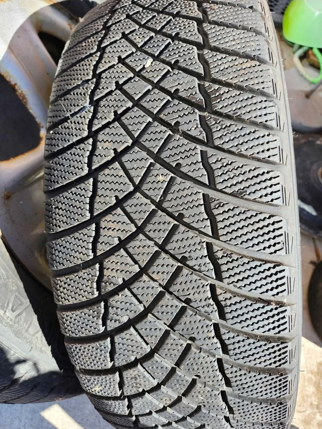 Set of 4 winter tires with rims