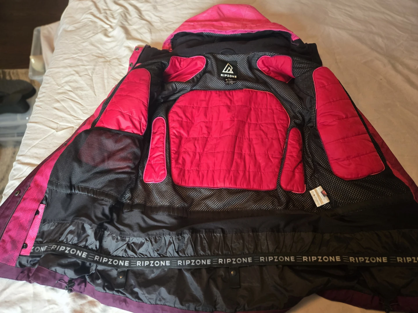 Women’s RIPZONE Pink Ombre Hooded Jacket - photo 2