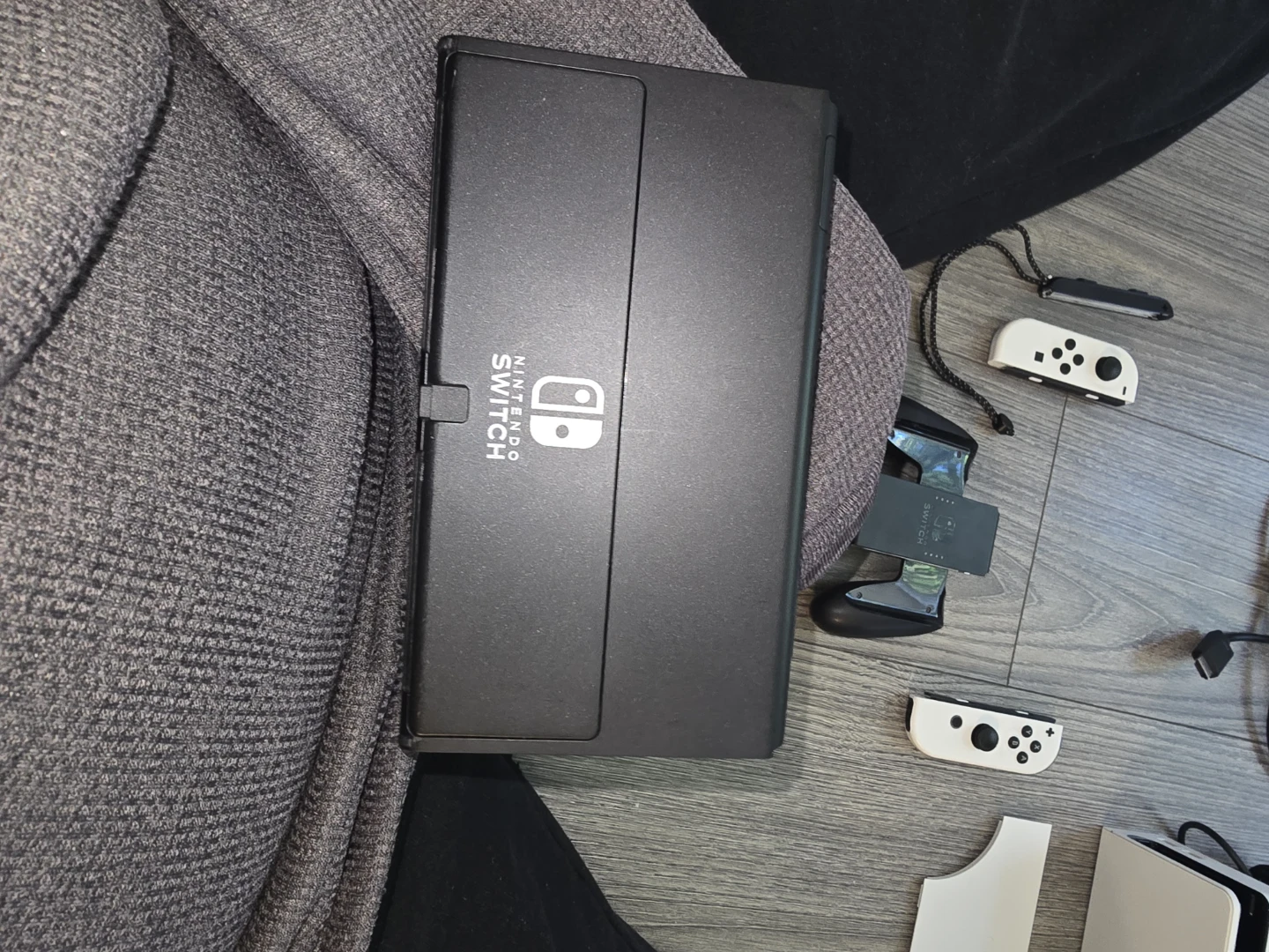 Nintendo Switch OLED Model White - photo 3