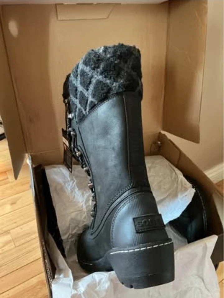 SOREL. New in box with price tag. Size 5.5 Black - photo 3