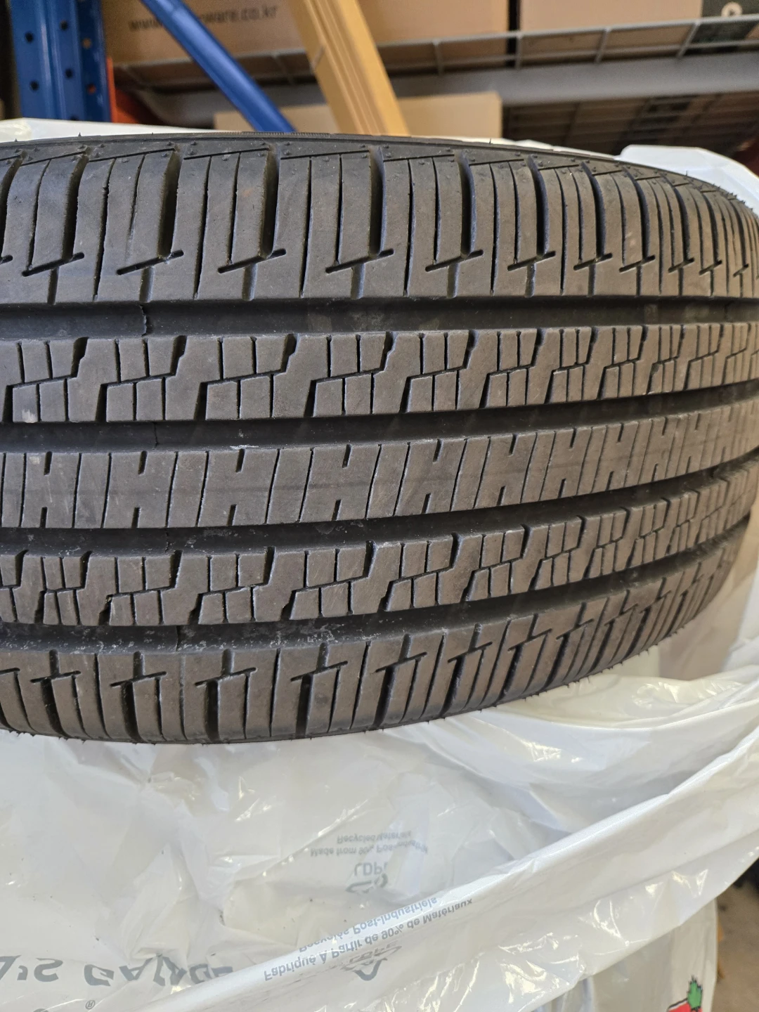 4 Motomaster Winter Tires 225/45R17 - photo 2