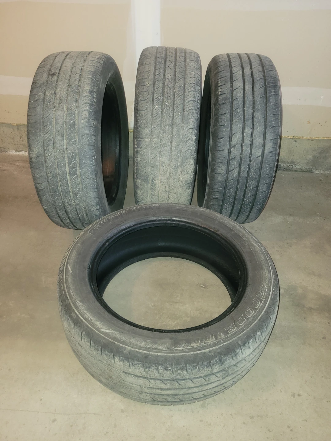 ALL SEASON TIRES 235/55 R18 - photo 3