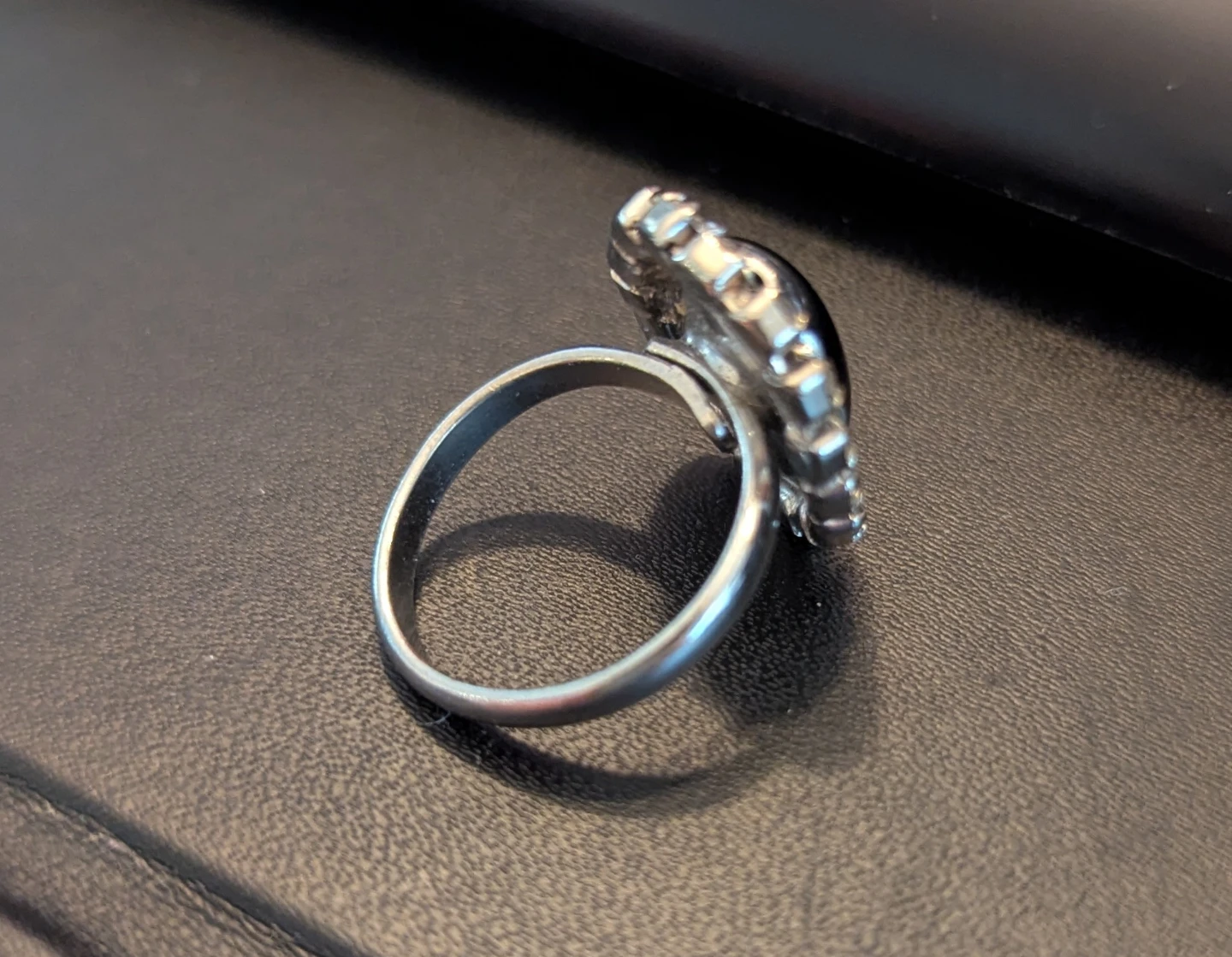 Silver Tone Hematite and Rhinestone Cocktail Ring - photo 3
