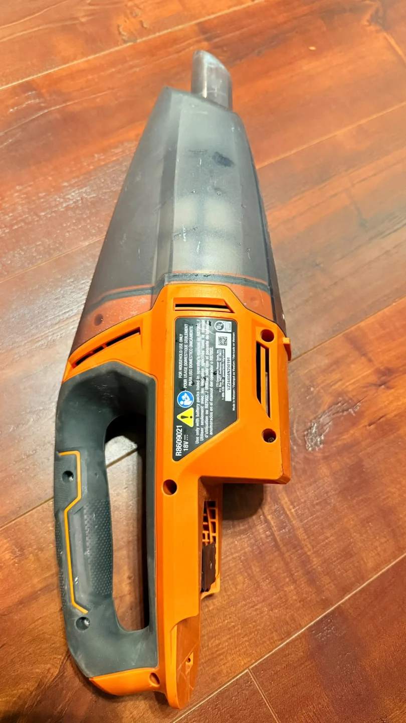 Ridgid 18V Cordless Hand Vacuum R8609021 - photo 2