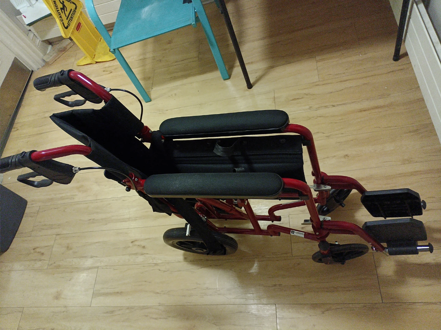 Medline Excel Transport Wheelchair - photo 2